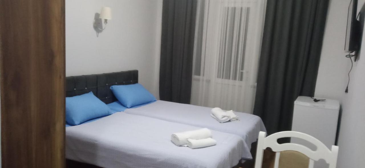 Hotel Posta Khulo エクステリア 写真